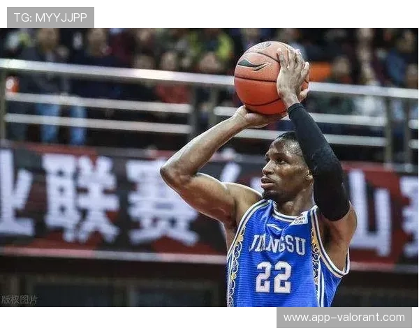 热火进攻端过于依赖外线投射，内线进攻短板限制成绩