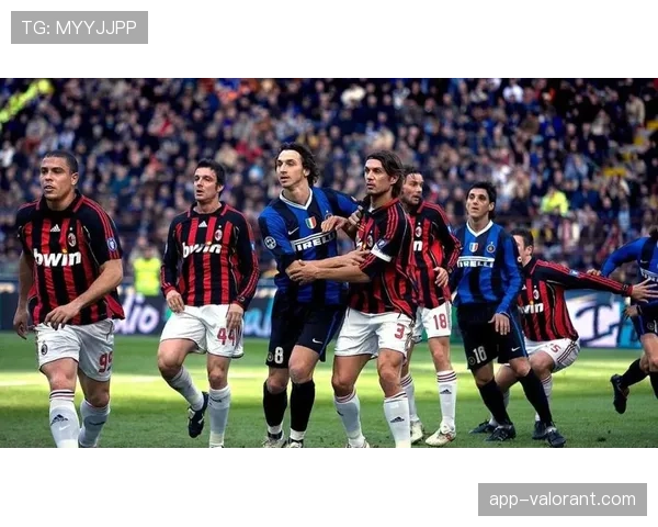 米兰德比前瞻:皮奥利与莫塔的战术博弈,中场转换成胜负手 米兰德比前瞻:皮奥利与莫塔的战术博弈,中场转换成胜负手